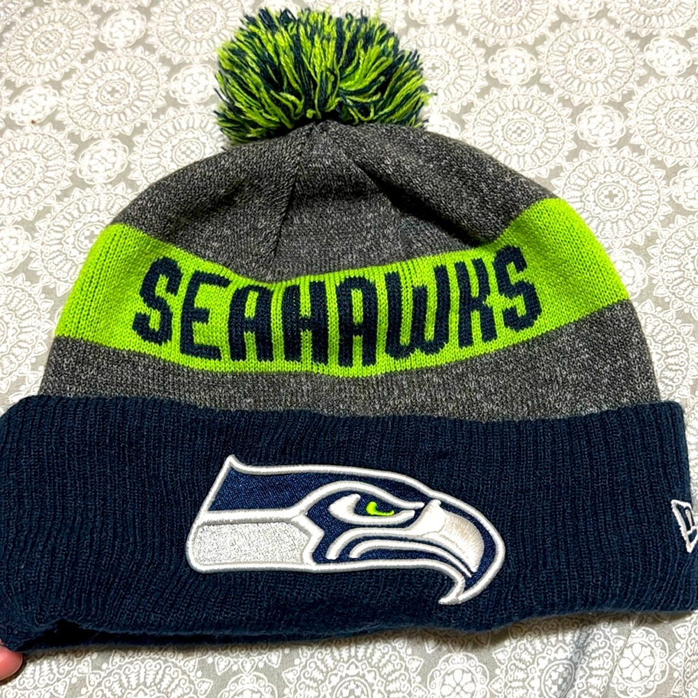 Seattle Seahawks beanie- mint condition. One size fits most. NFL-NEW era.